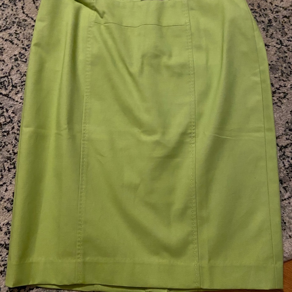 Loft pencil skirt above knee